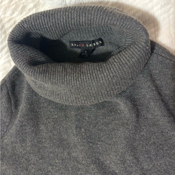 Ralph Lauren Women's Gray Cowl Neck Sweater 100% cashmere - Picture 2 of 3